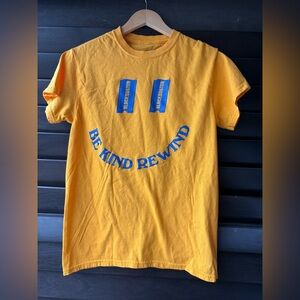 💥SALE💥 Blockbuster Video small yellow Retro Tshirt Be Kind Rewind